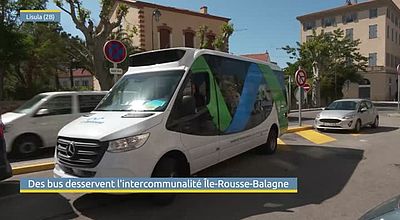 Des bus desservent l'intercommunalité Île-Rousse-Balagne