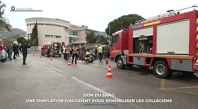 Don du sang : une simulation d'accident pour sensibiliser les collégiens